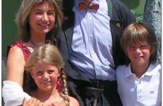 18-Arno mit Familie-2006.jpg